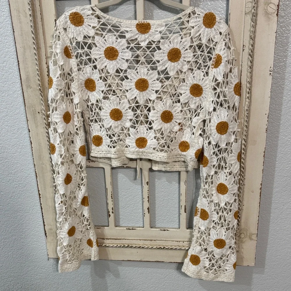 BOHO Crochet moon & Madison Floral Cardigan - Picture 3 of 5